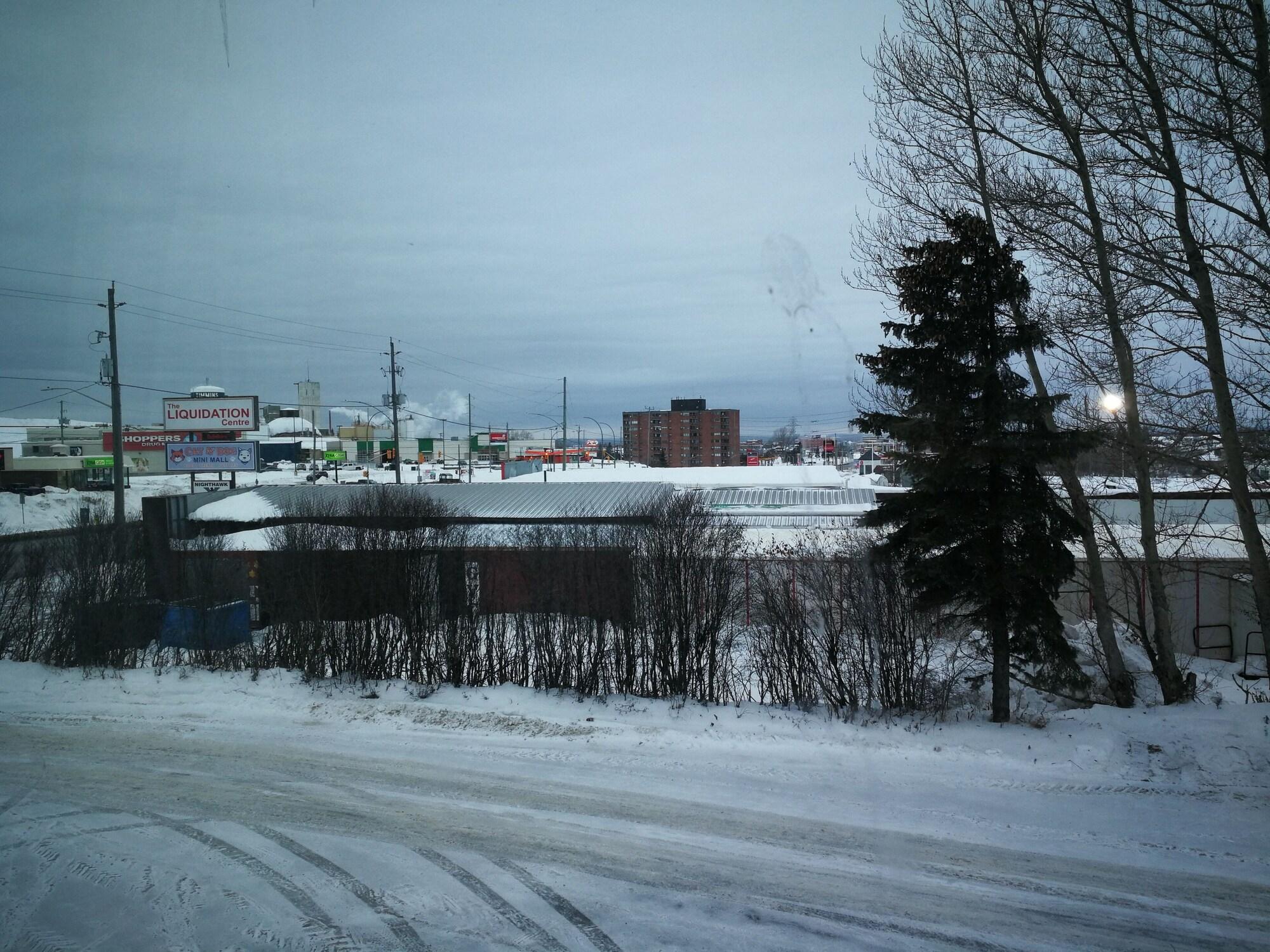 Готель Super 8 By Wyndham Timmins On Екстер'єр фото